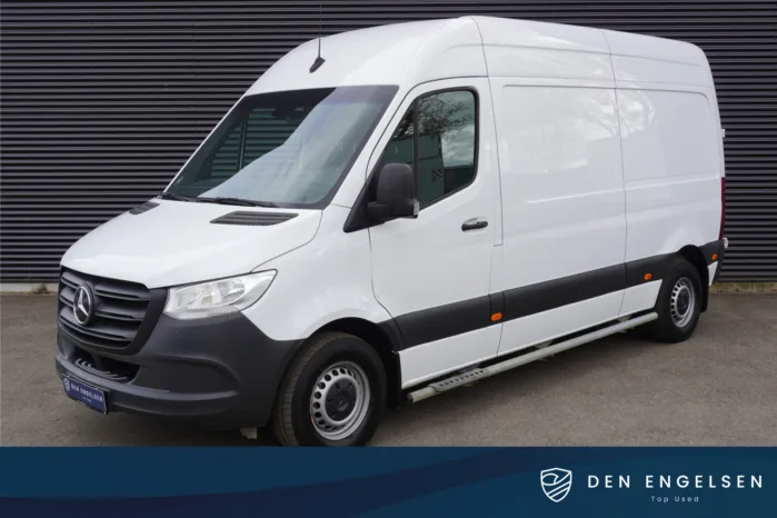 Mercedes-Benz eSprinter eSprinter L2H2 47kwh  Actieradius Accu Airco Camera Sidebars 3-Zits